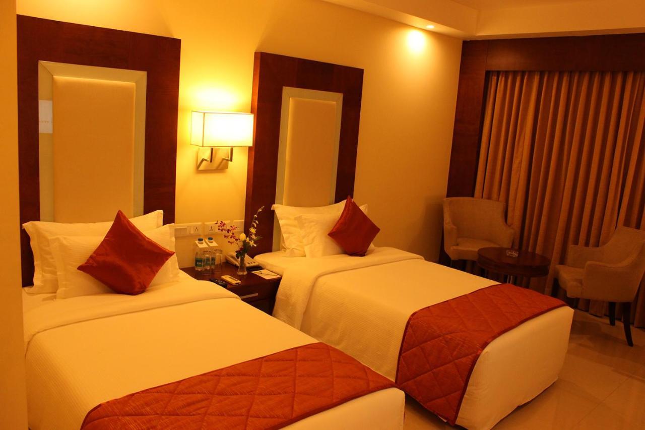 Quality Inn Viha Kumbakonam Esterno foto